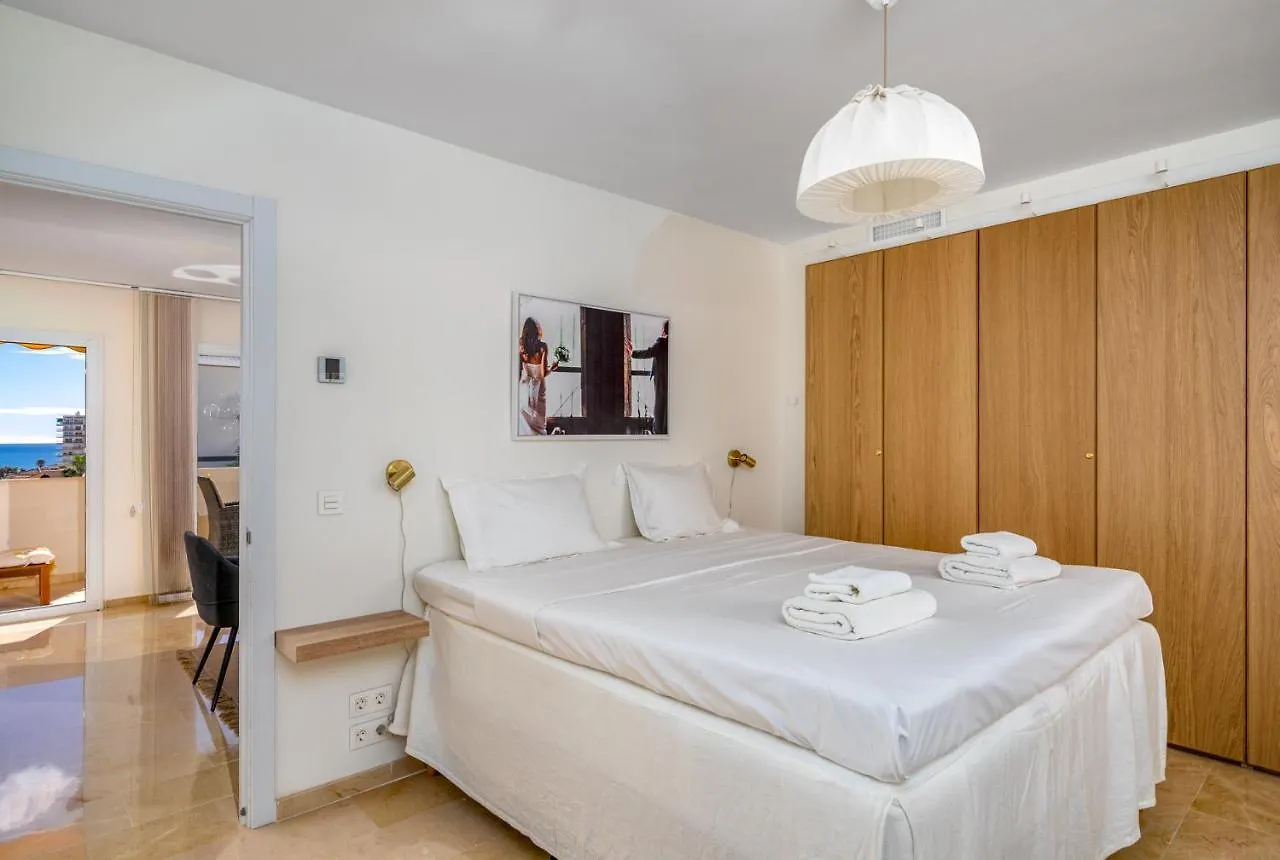 Beachclose Family Apartment In Benalmadena By Costarentals - Ref 185 0*,  إسبانيا